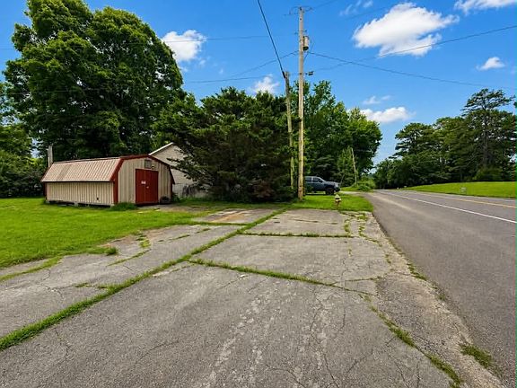 5th image of 5551 River Rd #5611