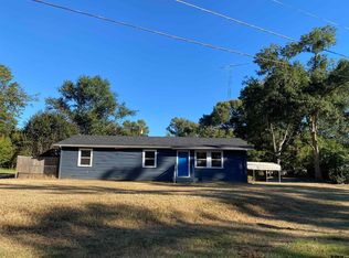 21338 Forest Grove Dr, Chandler, TX 75758