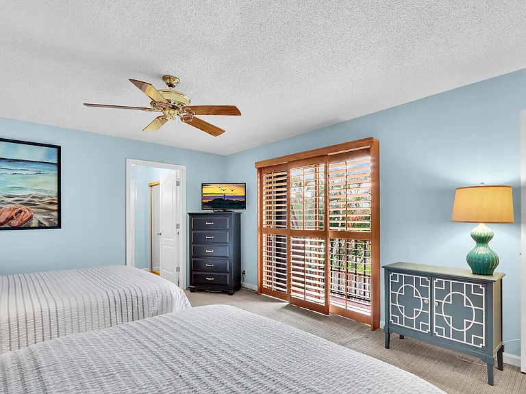 1420 Ocean Way #7D — Photo 24