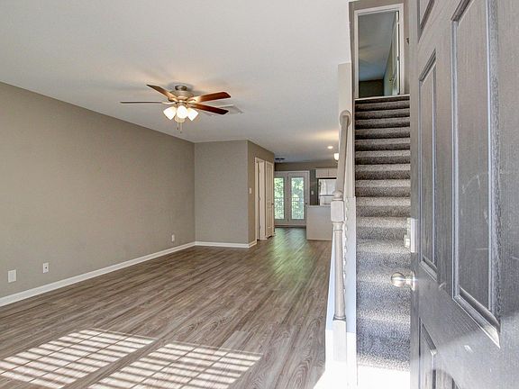 5th image of 955 Big Sky Dr #P