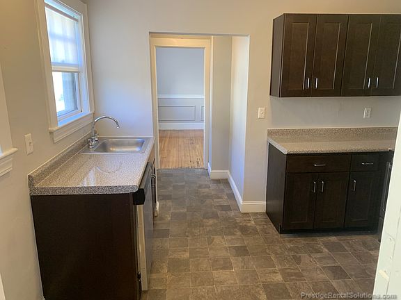 3rd image of 138 Arlington St #1