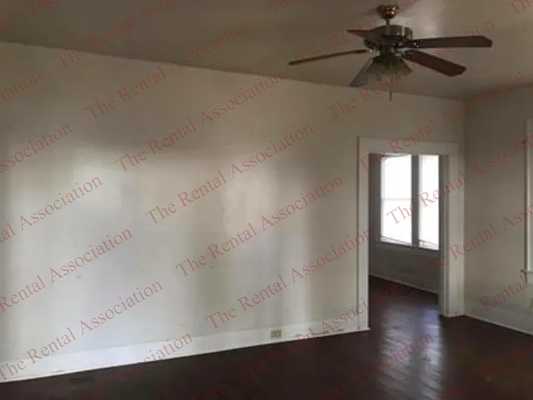 1505 Trenton St — Photo 7