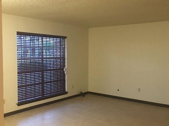 5th image of 1464 Monte Negro Dr