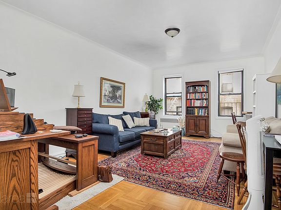 3rd image of 4720 42nd St APT 2C