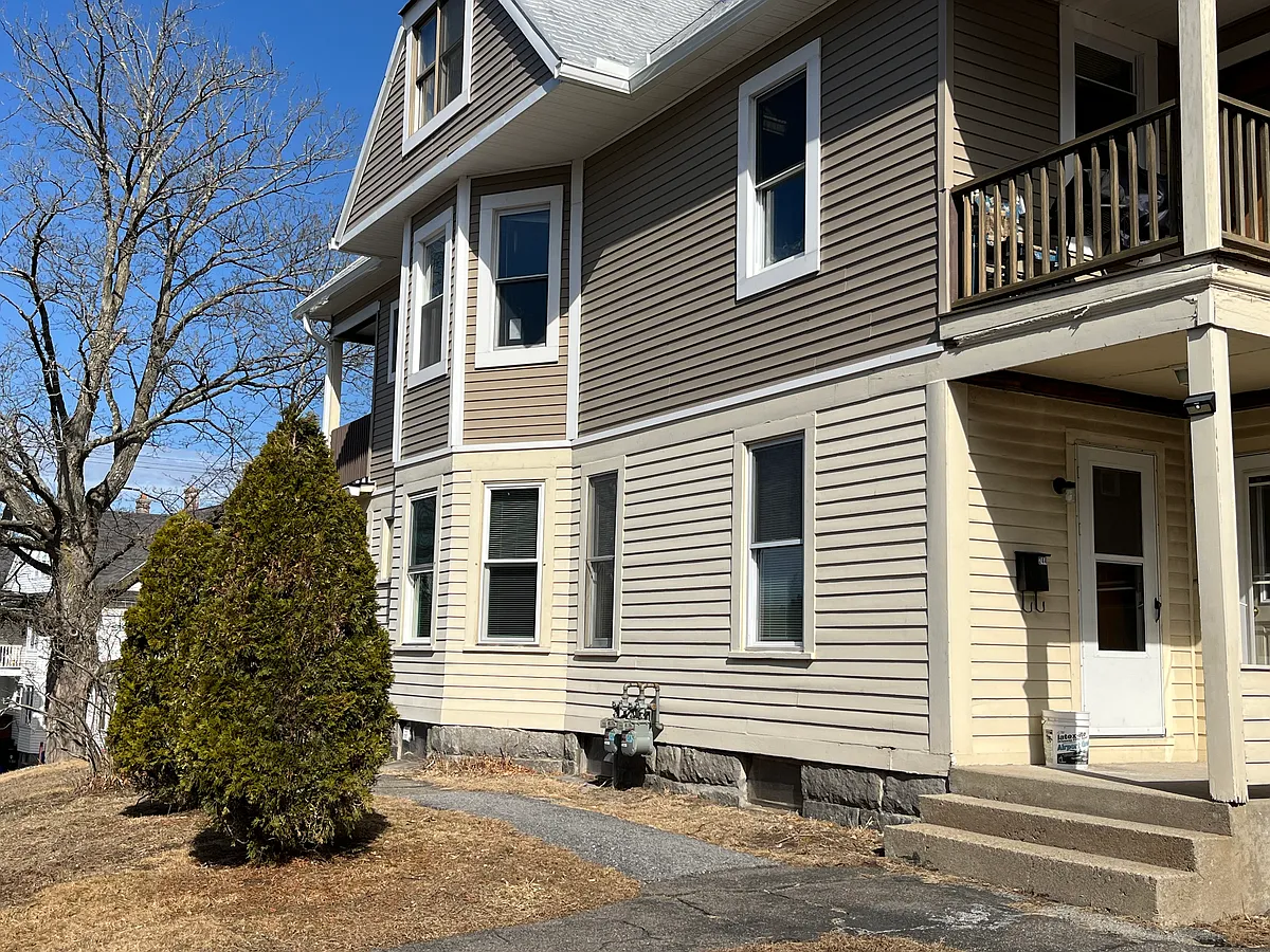 Building Photo - 244-246 E Main St #1