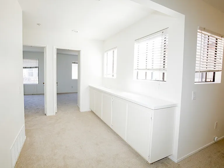 543 Victoria St #O — Photo 15