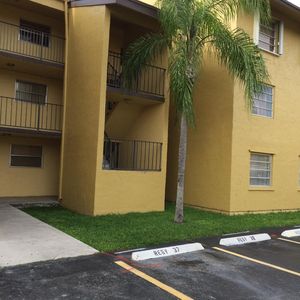 15430 SW 82nd Ln APT 614, Miami, FL, 33193
