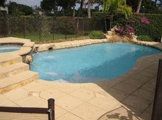 8341 Hampton Wood Dr, Boca Raton, FL 33433