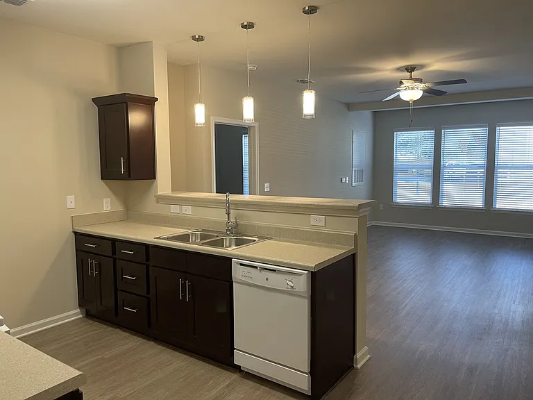 Marion Commons (45+) — Photo 10