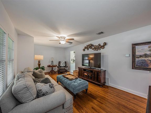 4th image of 3508 Jane Ln