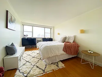 Sold by Hauseit LLC