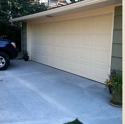 Double Garage-attached