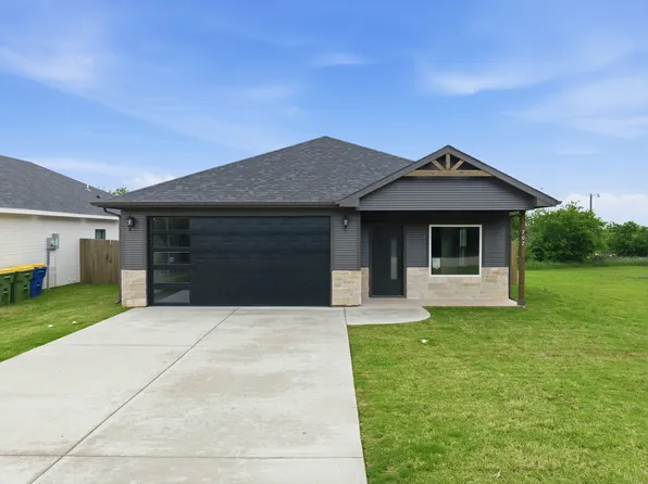 702 S Ivy St, Hillsboro, TX 76645