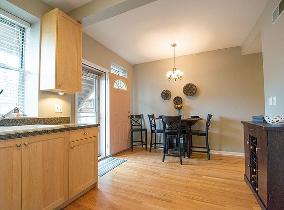 5th image of 6250 N Magnolia Ave #2