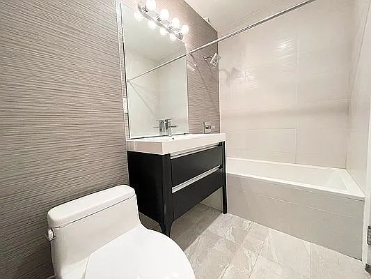 Rented by Bruma Realty LLC | media 15