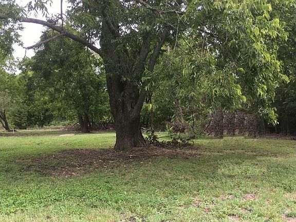 4th image of 311 Eve St Lot 9B
