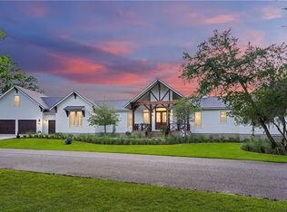 100 Marsh Point Ln, Saint Simons Island, GA 31522
