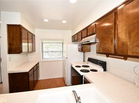 3rd image of 25445 Pine Creek Ln