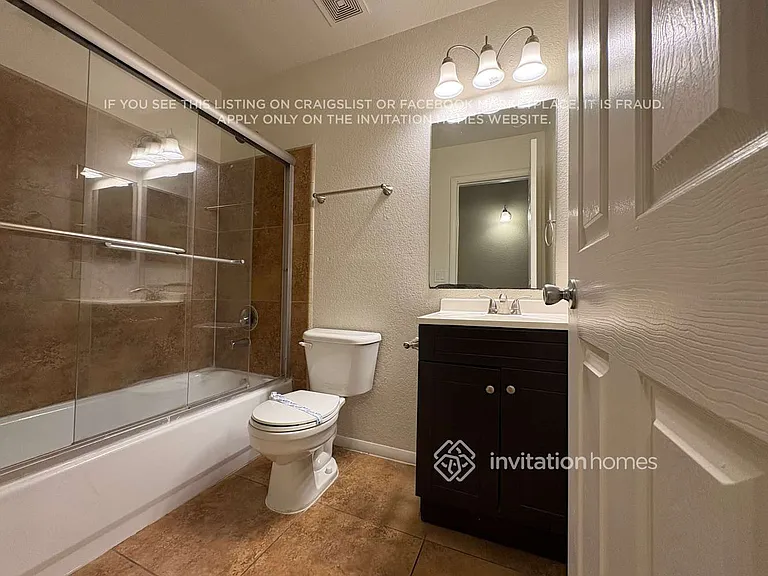 4709 N 84th Dr — Photo 11