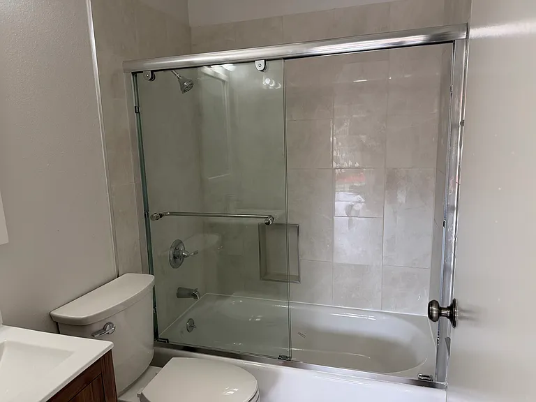 400 Monterey Blvd #5 — Photo 11