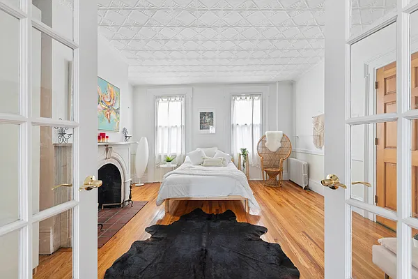 Sold by Keller Williams NYC | media 28