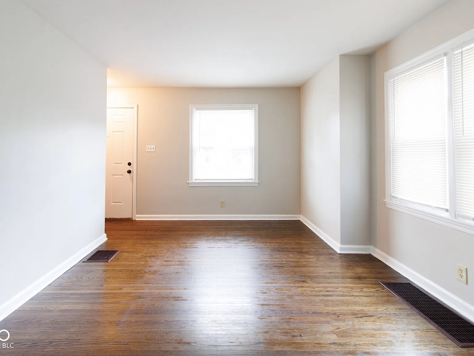 4 bed, 1.5 bath, 1418 sqft, $1,550 — Photo 4