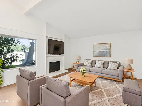 8988 Caminito Verano, La Jolla, CA 92037