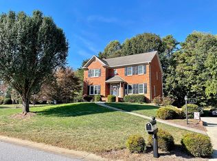 1705 Curraghmore Rd, Clemmons, NC 27012