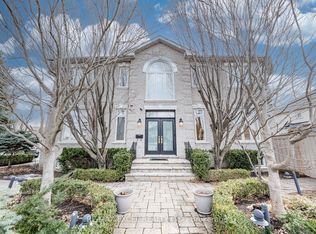 171 Lawrie Rd, Vaughan, ON L4J 8N6