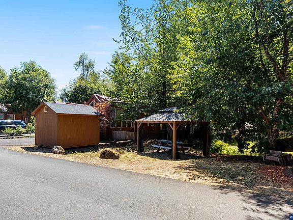3rd image of 8372 Enchanted Way SE #118