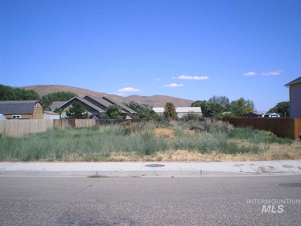 2nd image of Tbd E 12th St Lot 3