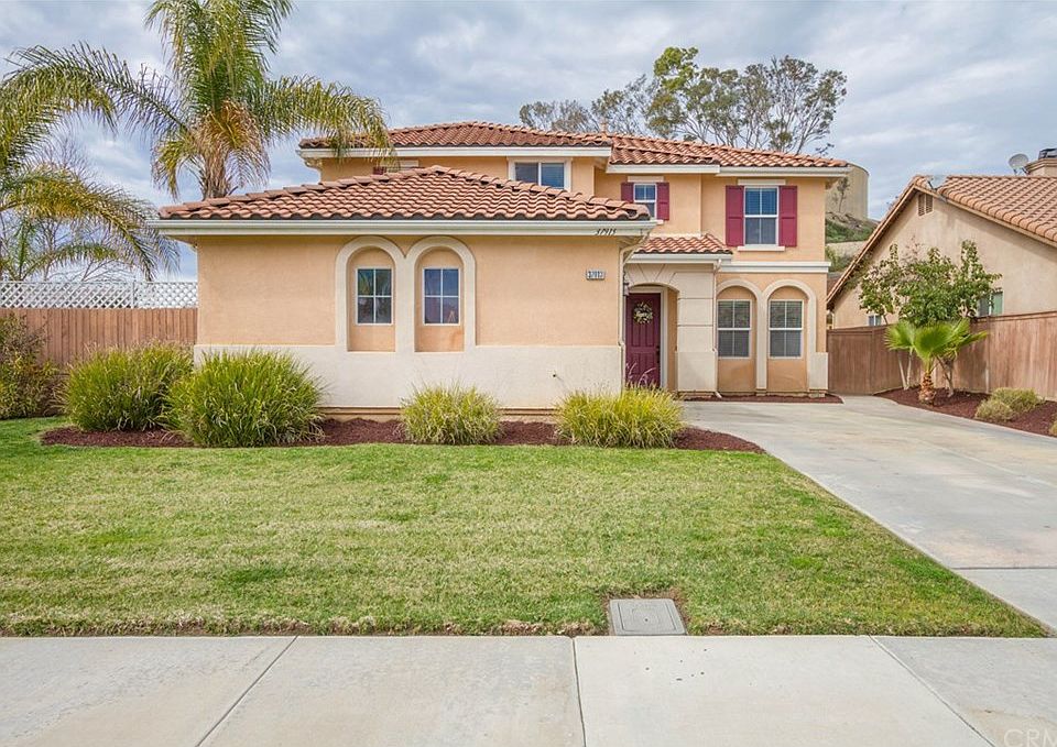 1st image of 37913 Rainbow Dr