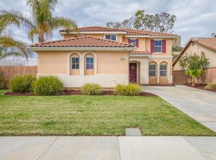37913 Rainbow Dr, Murrieta, CA 92563