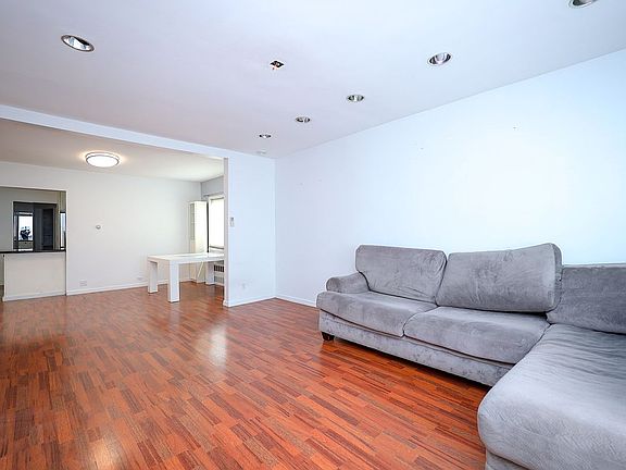 2nd image of 1323 Avenue N