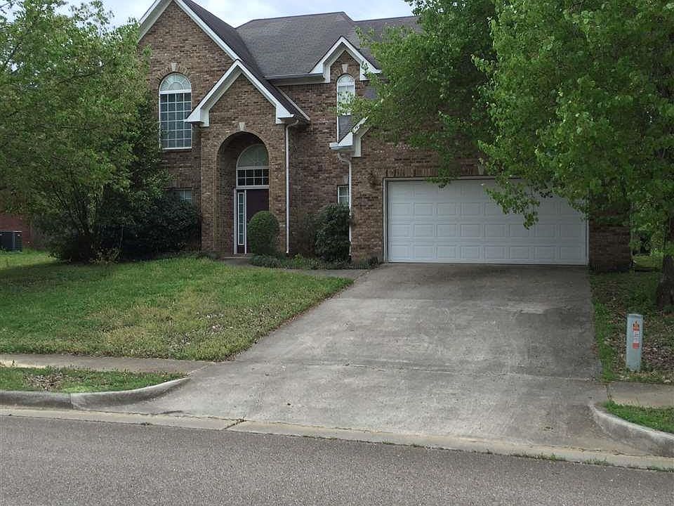 1st image of 130 Cannes Dr SE