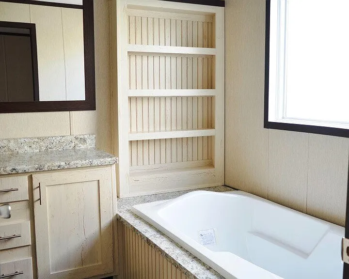 208 N Highway 22A #21 — Photo 2