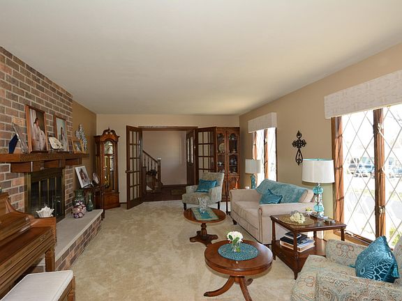 4th image of 285 Hyland Trl