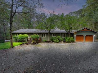 228 Kit Carson Cir, Pocono Pines, PA