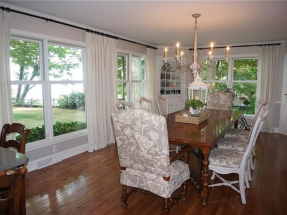 4th image of 6390 Lake Shore Dr
