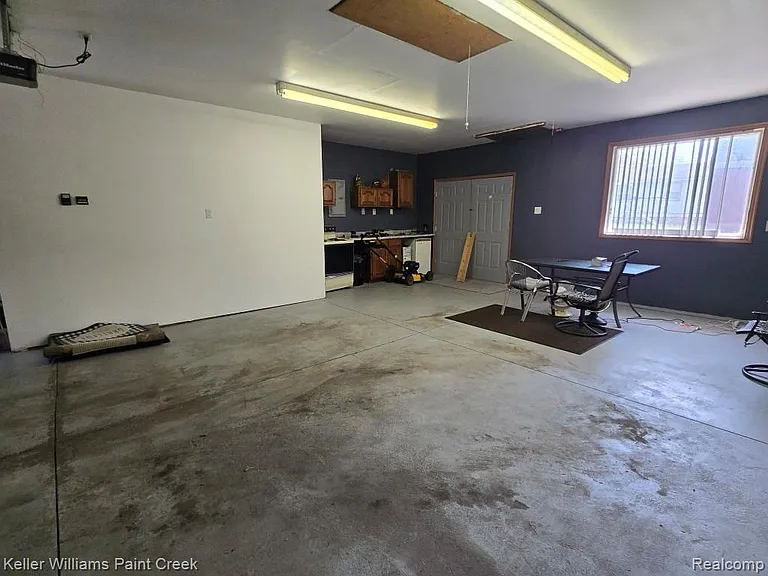 2340 Morton Grand — Photo 33