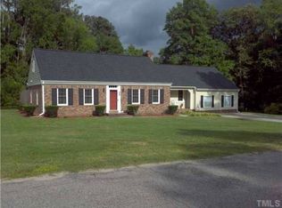 208 Lumpkin Blvd, Louisburg, NC 27549