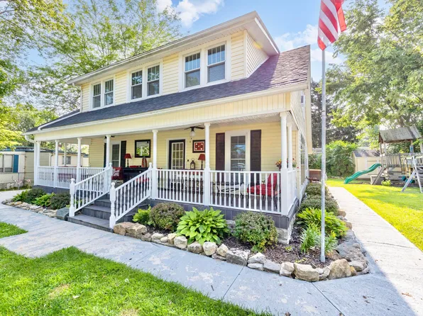 214 Burkhart Ave, Russells Point, OH 43348