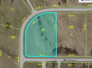 7502 Lake James Dr, Edwardsville, IL 62025