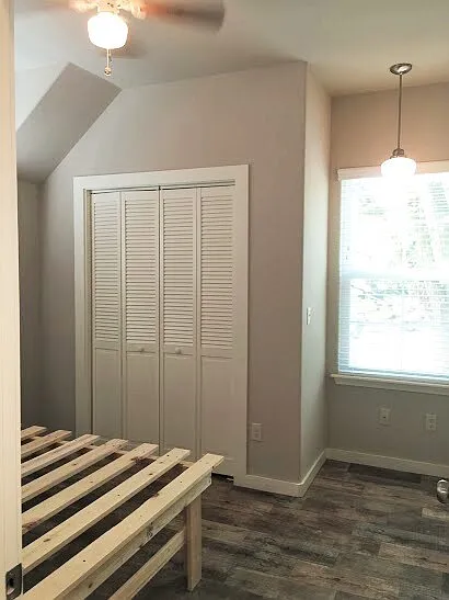 1690 W Neptune St #1 — Photo 4