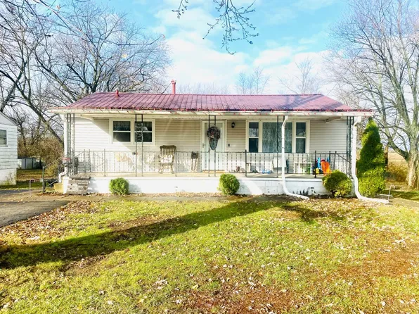 529 N Howard St, Sabina, OH 45169