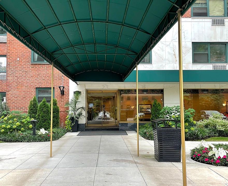 1st image of 191 Willoughby St APT 14D