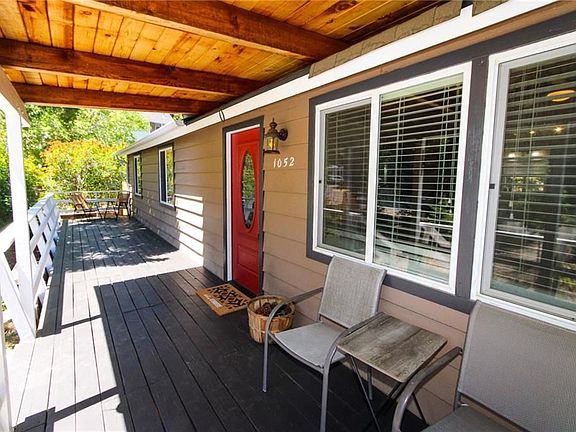 3rd image of 1052 Mount Whitney Dr