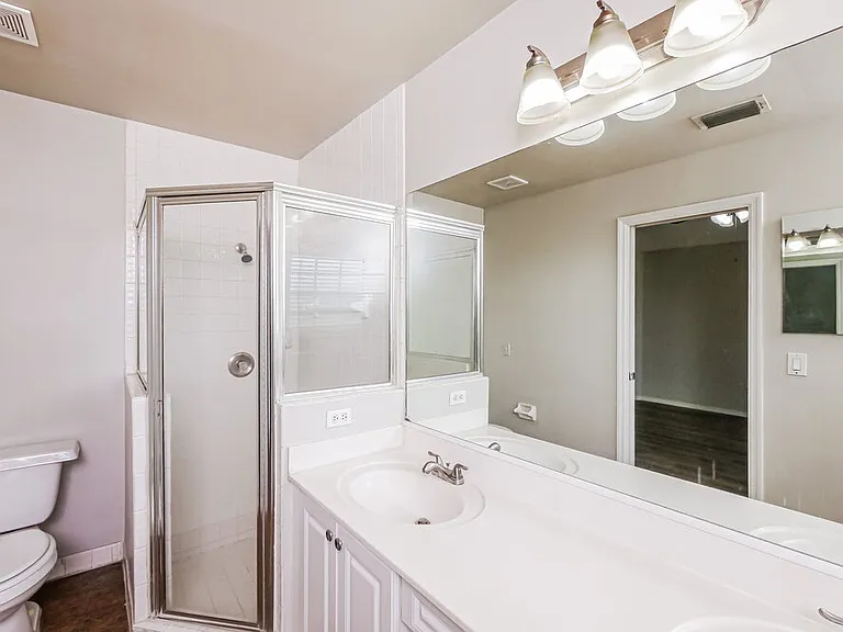 3370 NW 78th Ave — Photo 12