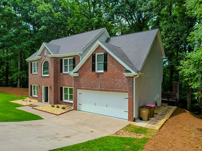 650 Cedar Creek Dr — Photo 46