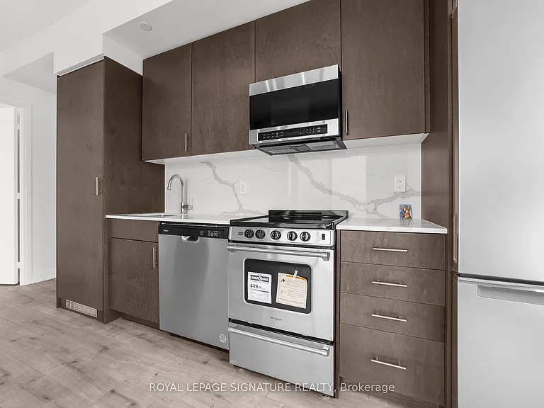 412 Silver Maple Rd #716 — Photo 16